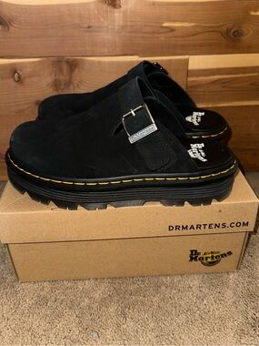 Dr Martens Mule